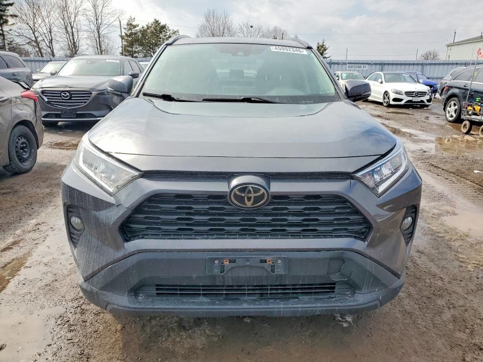 2021 TOYOTA RAV4 XLE 5