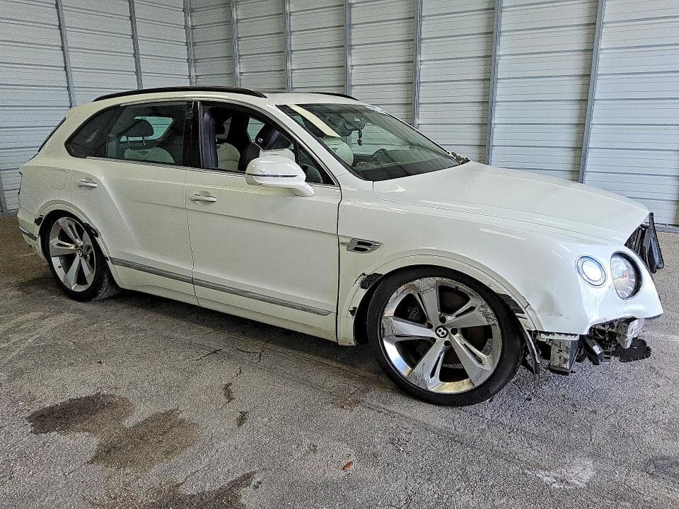 2017 BENTLY BENTAYGA 4