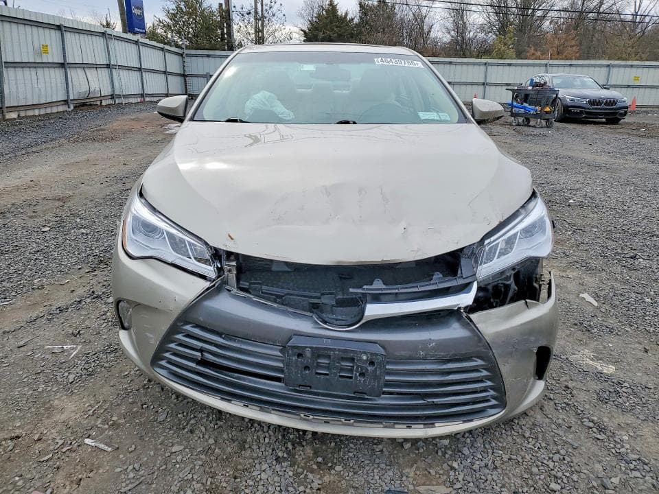 2017 TOYOTA CAMRY XLE V6 5