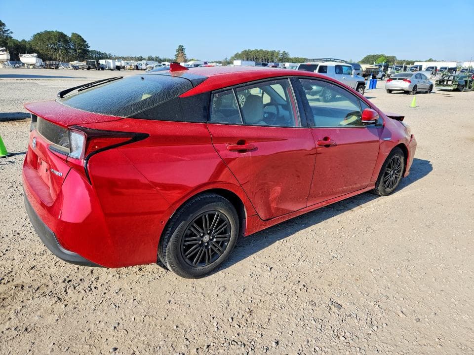 2019 TOYOTA PRIUS LE 3