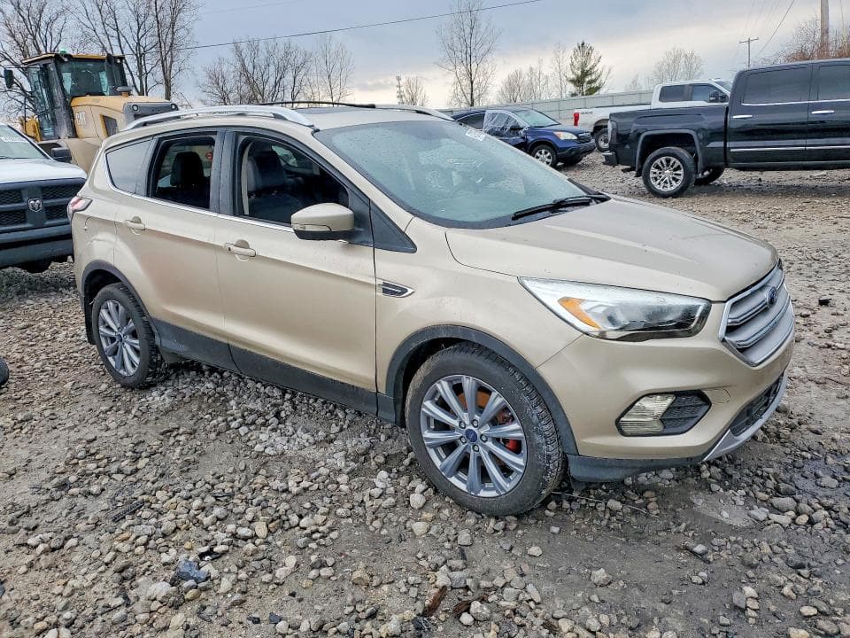 2017 FORD ESCAPE TITANIUM 4