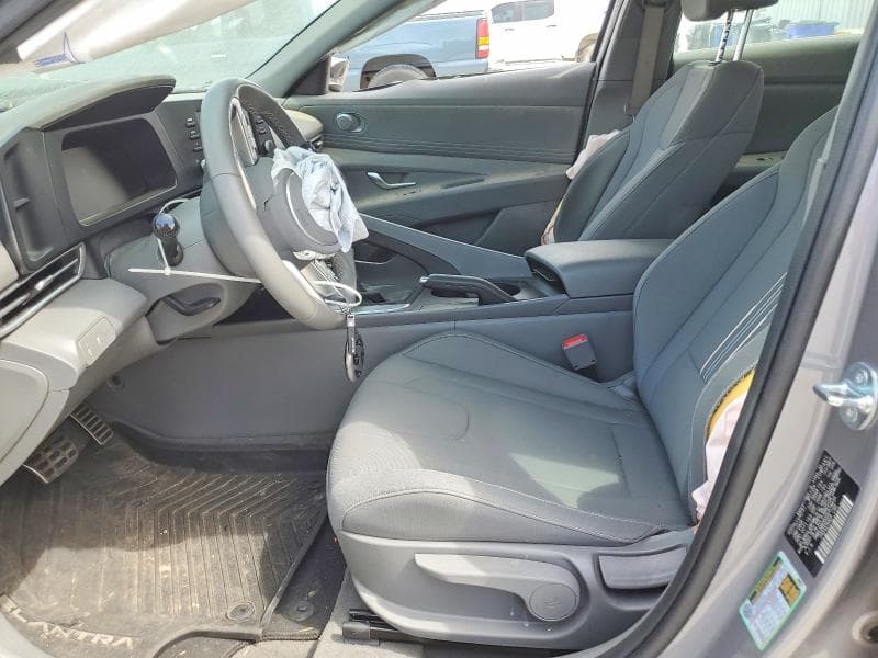 2025 HYUNDAI ELANTRA SEL SPORT 7