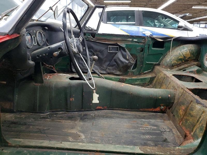 1968 MG MGB CONVER 7