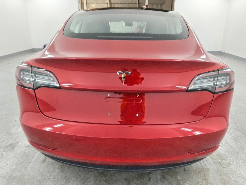2018 TESLA MODEL 3 6