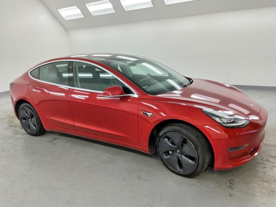 2018 TESLA MODEL 3 4