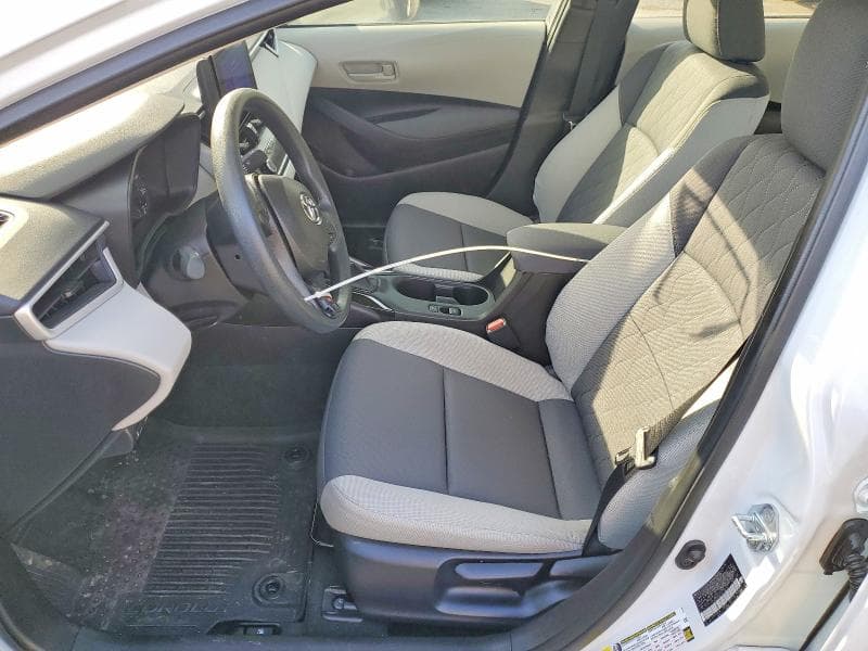 2025 TOYOTA COROLLA LE 7