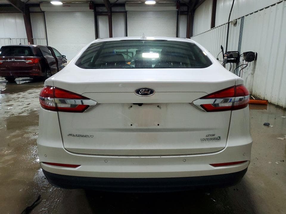 2019 FORD FUSION SE 6