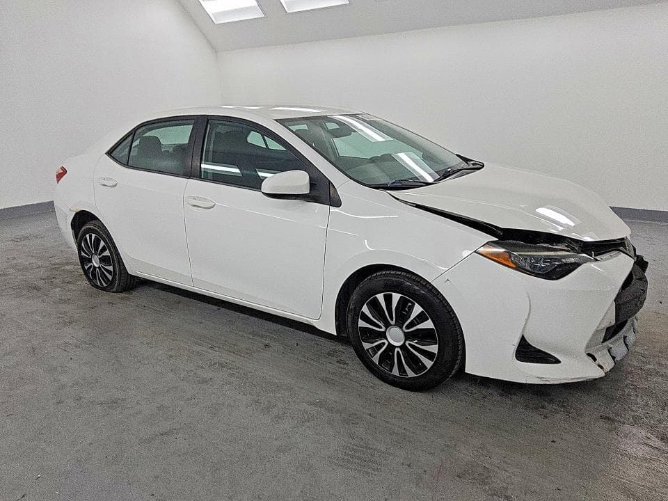 2019 TOYOTA COROLLA LE 4