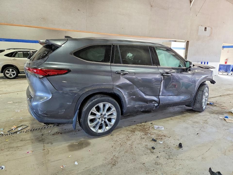 2020 TOYOTA HIGHLANDER LIMITED 3
