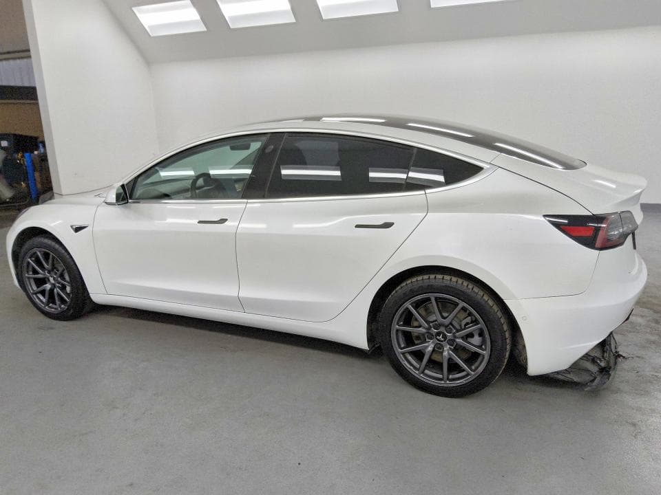 2019 TESLA MODEL 3 2