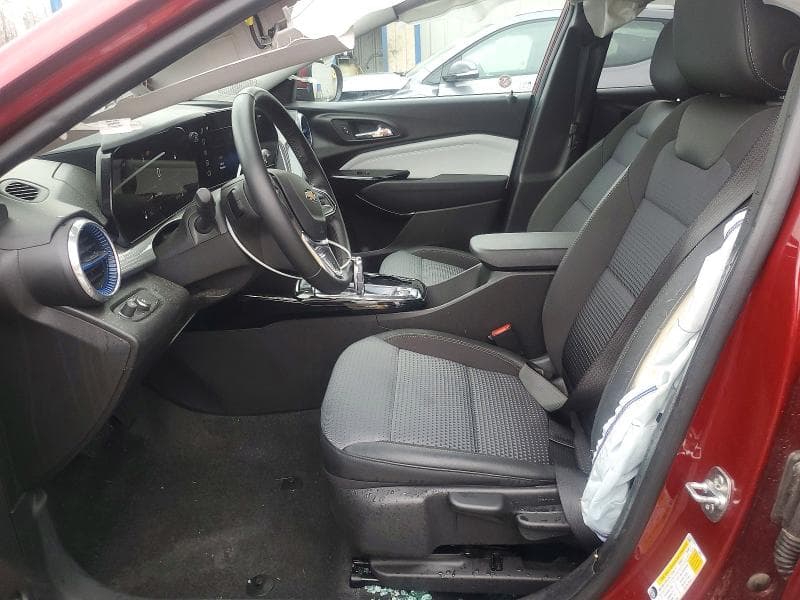 2025 CHEVROLET TRAX 1LT 7