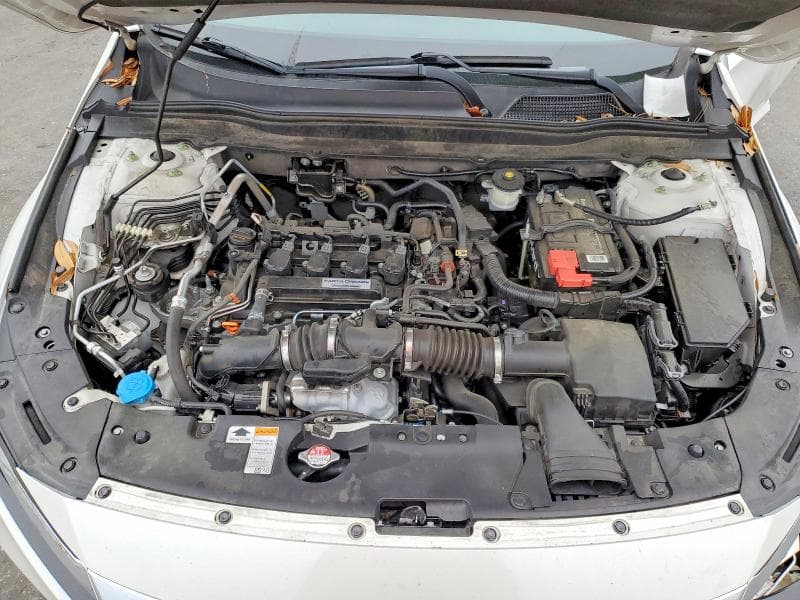 2018 HONDA ACCORD LX 11