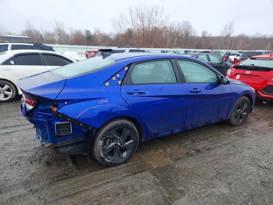 2023 HYUNDAI ELANTRA SEL 3