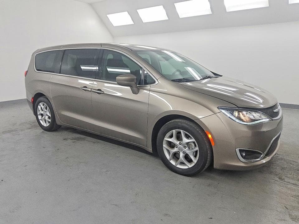 2018 CHRYSLER PACIFICA TOURING PLUS 4