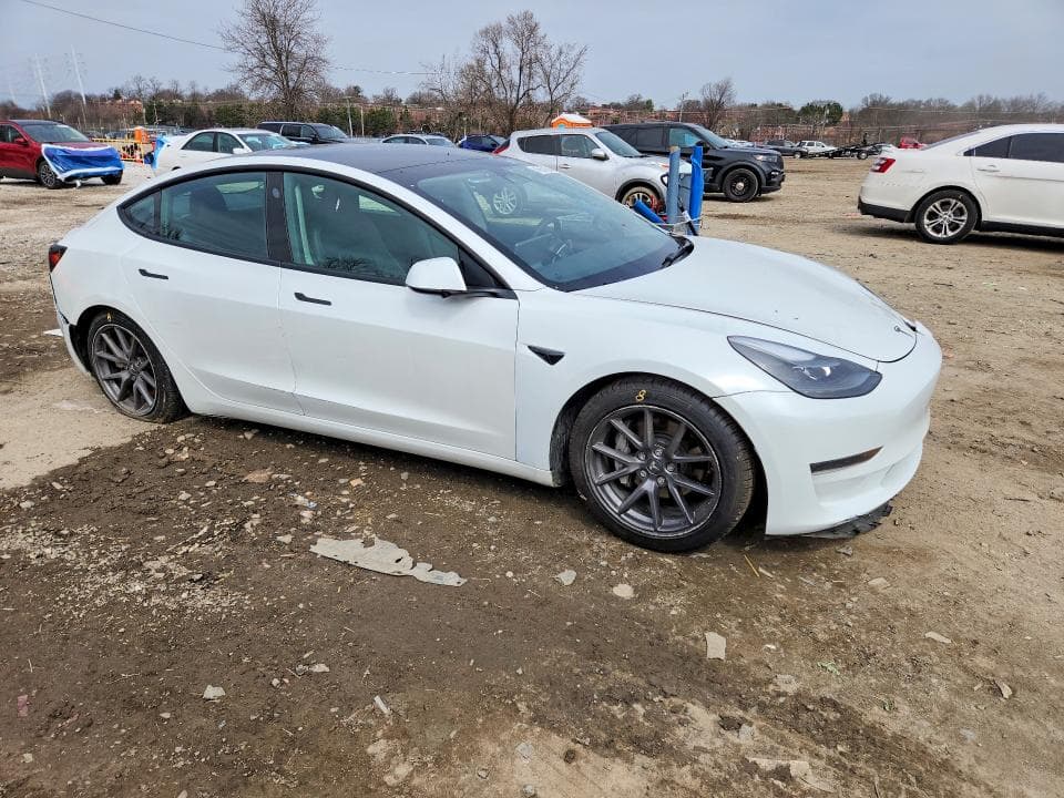 2023 TESLA MODEL 3 4