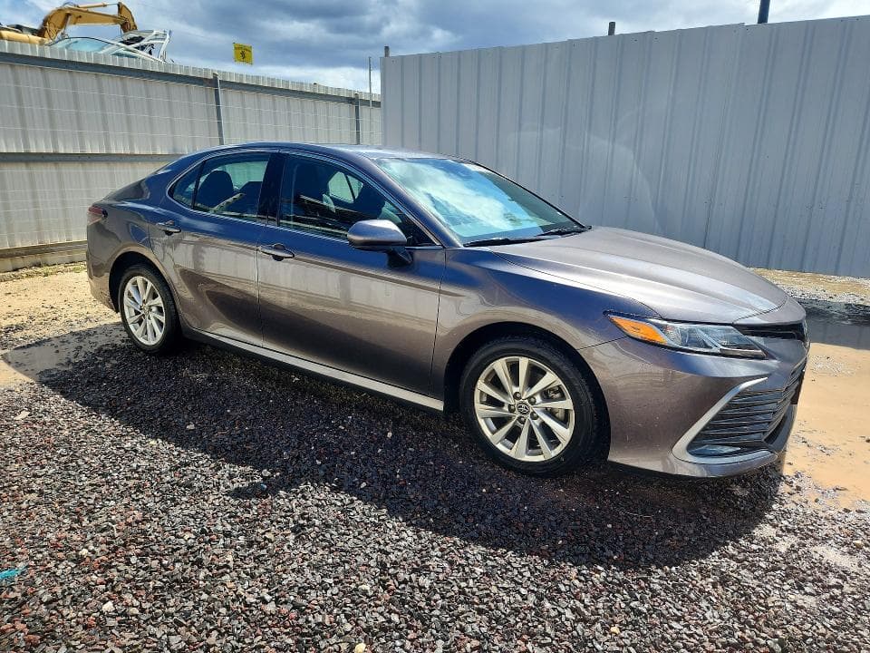 2024 TOYOTA CAMRY LE 4