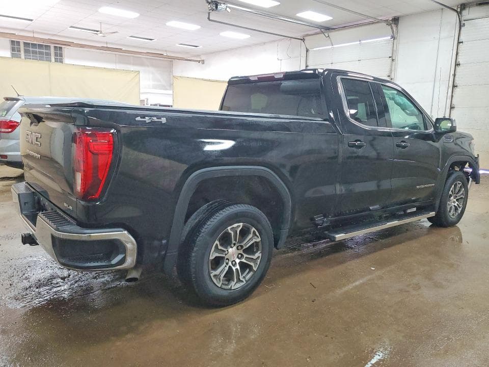 2021 GMC SIERRA K1500 SLE 3