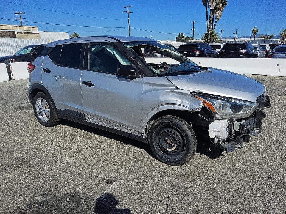 2020 NISSAN KICKS S 4