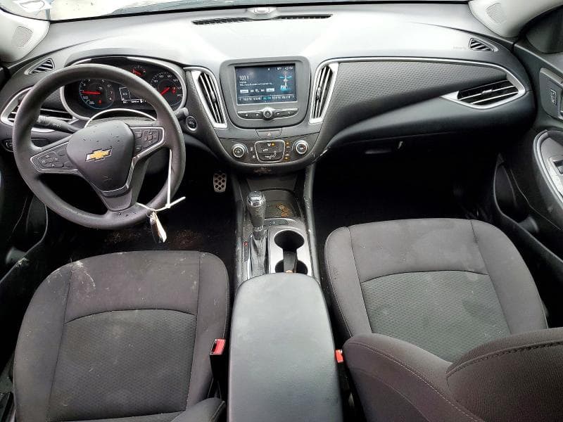 2017 CHEVROLET MALIBU LS 8