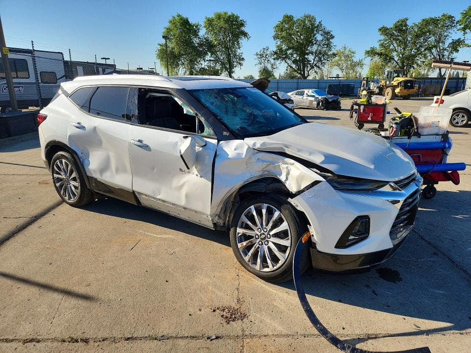 2022 CHEVROLET BLAZER PREMIER 4