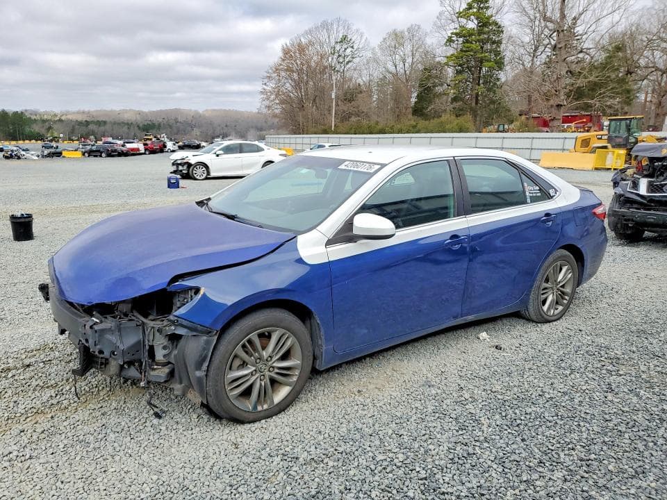 2016 TOYOTA CAMRY - 1