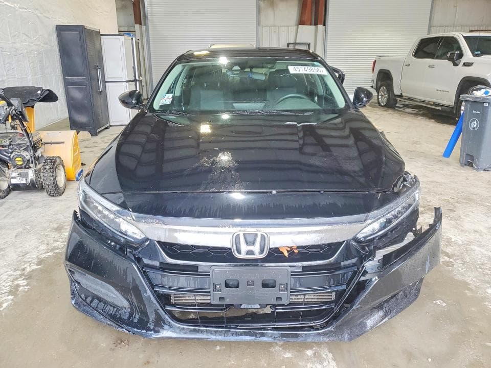 2018 HONDA ACCORD LX 5
