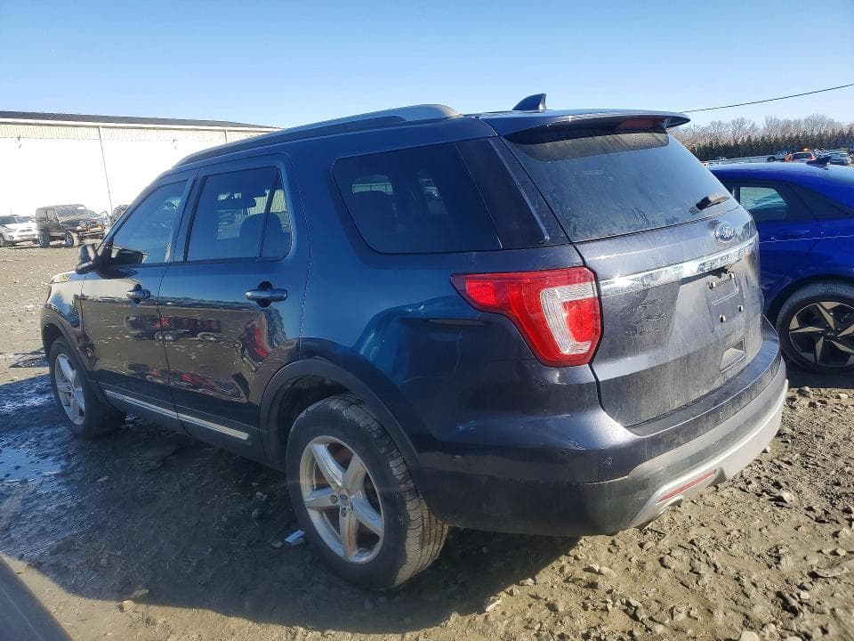 2017 FORD EXPLORER XLT 2