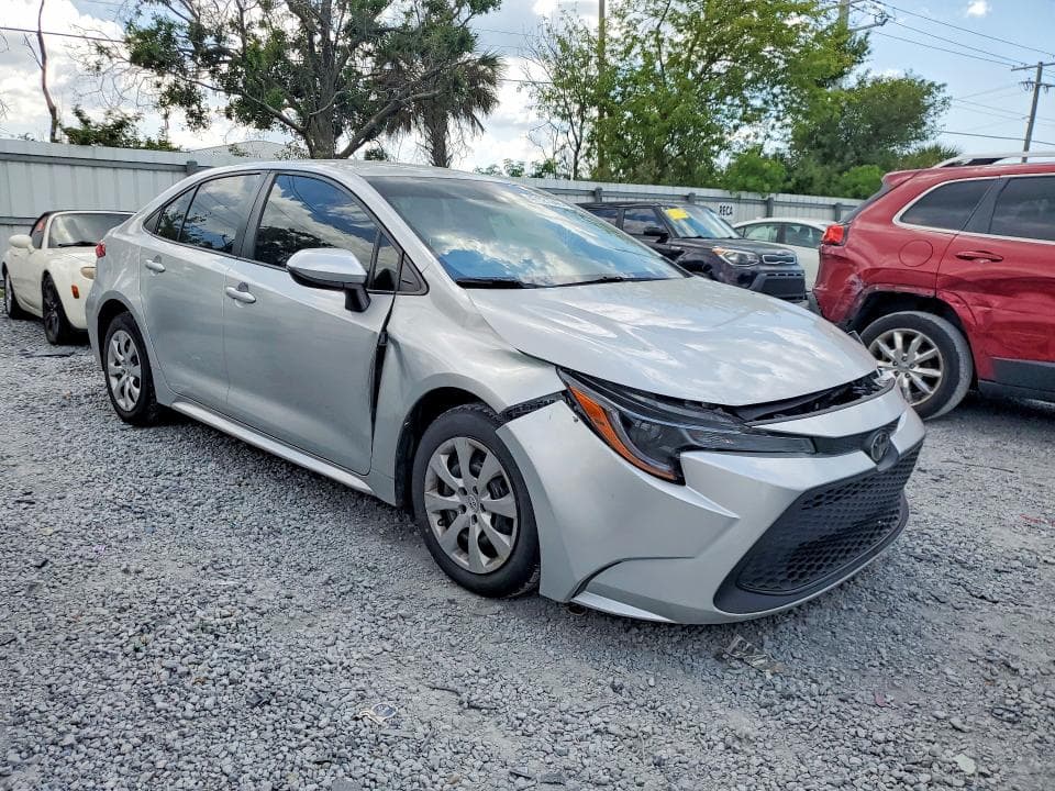 2022 TOYOTA COROLLA LE 4