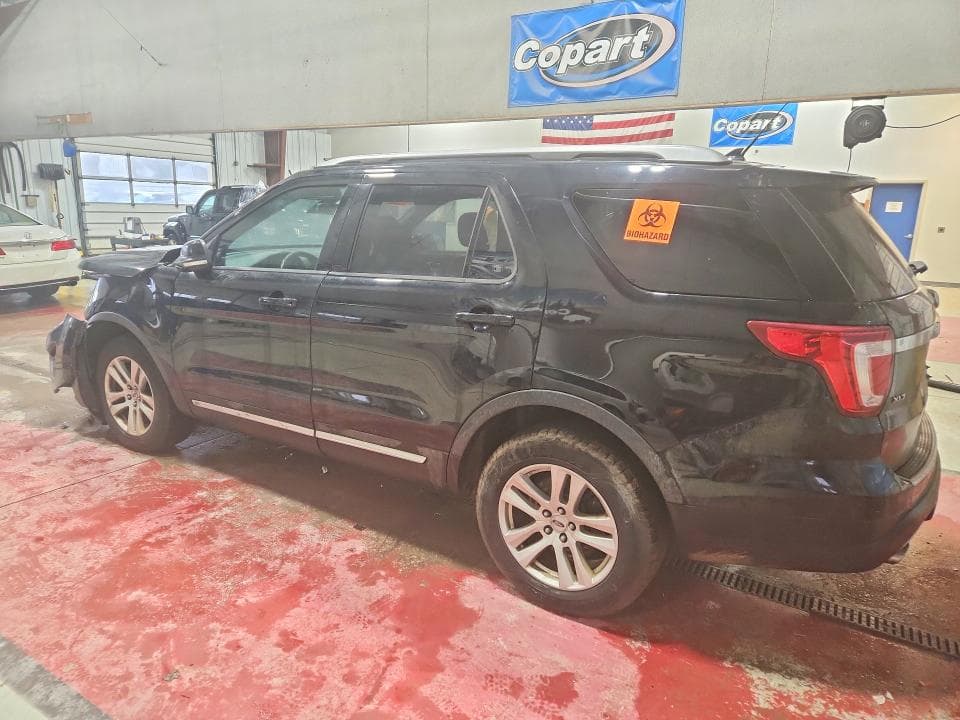 2018 FORD EXPLORER XLT 2