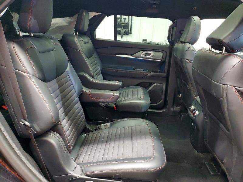2025 FORD EXPLORER ST-LINE 11