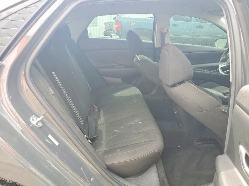 2024 HYUNDAI ELANTRA SEL 10