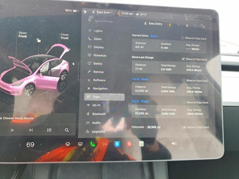 2023 TESLA MODEL Y 9