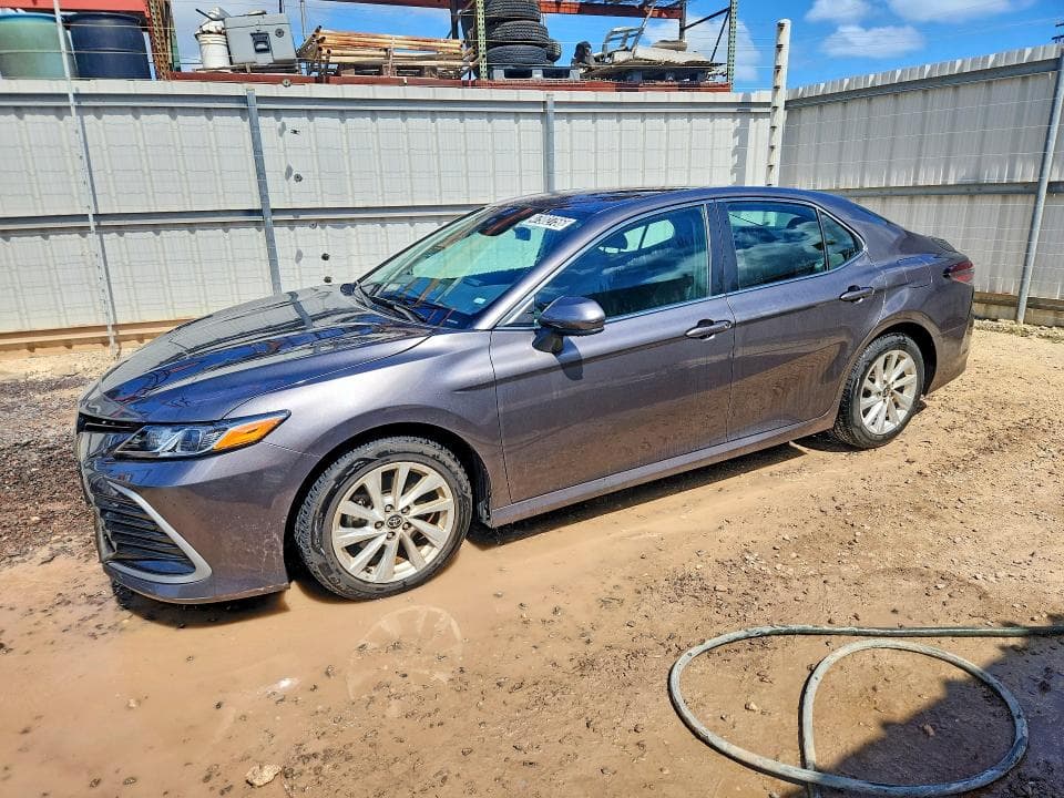 2024 TOYOTA CAMRY LE