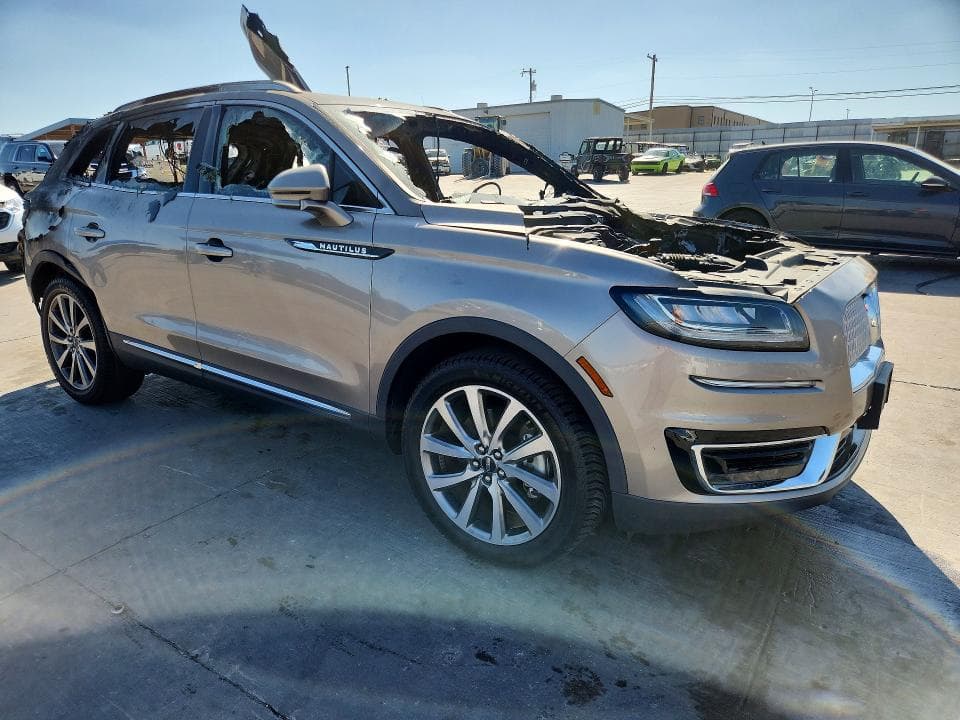 2019 LINCOLN NAUTILUS SELECT 4