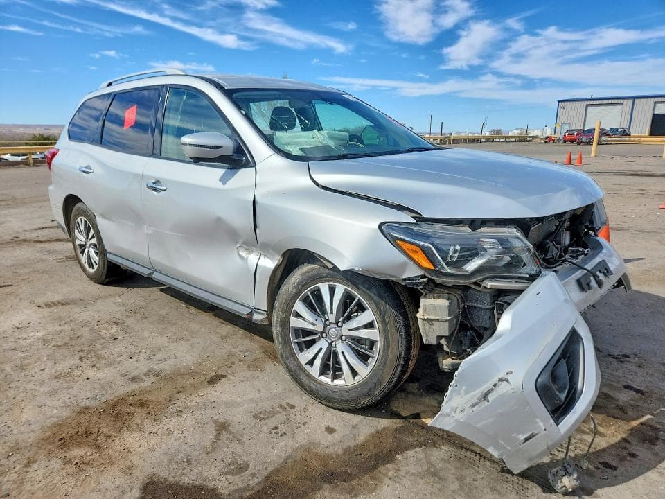 2019 NISSAN PATHFINDER SL 4