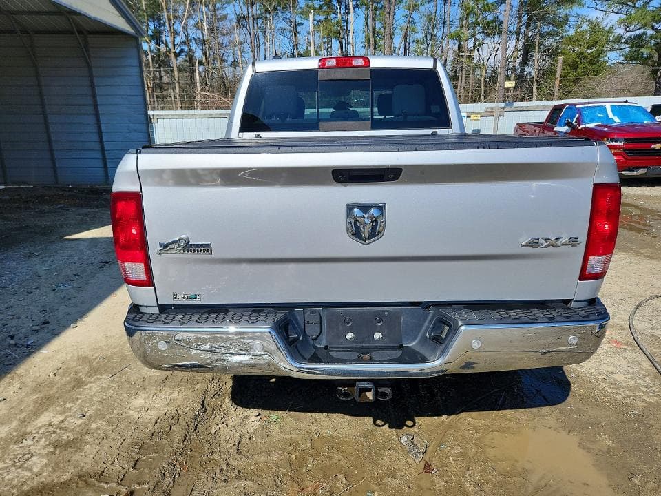 2017 RAM 1500 SLT 6