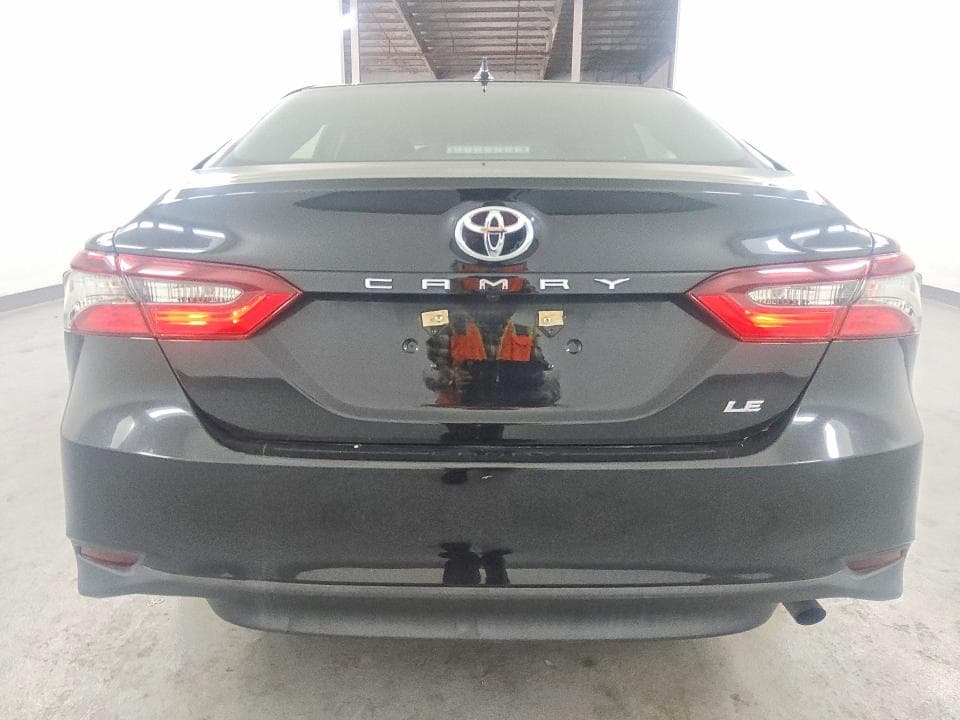 2021 TOYOTA CAMRY LE 6