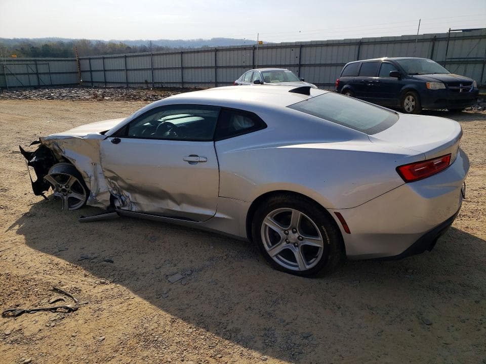 2018 CHEVROLET CAMARO LT 2