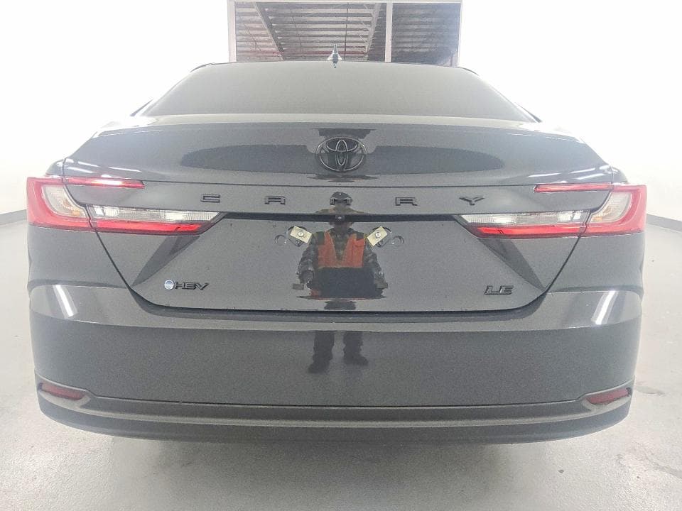 2025 TOYOTA CAMRY LE 6