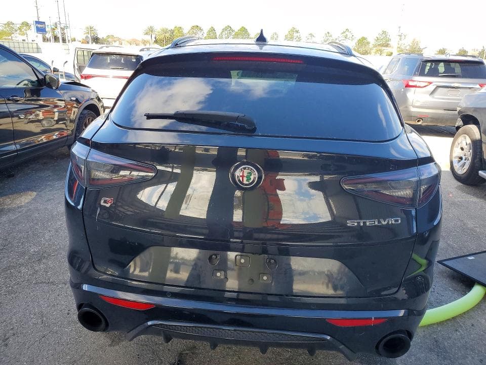 2024 ALFA ROMEO STELVIO TI 6