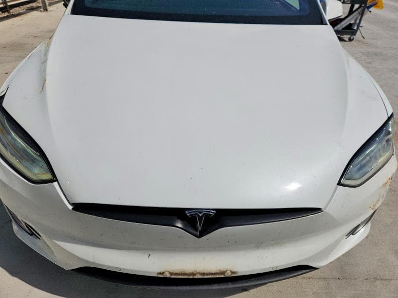2018 TESLA MODEL X 11