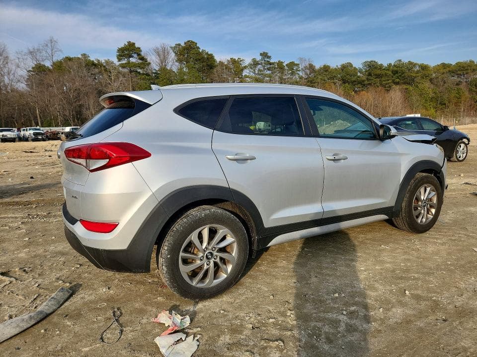 2017 HYUNDAI TUCSON SE PLUS 3