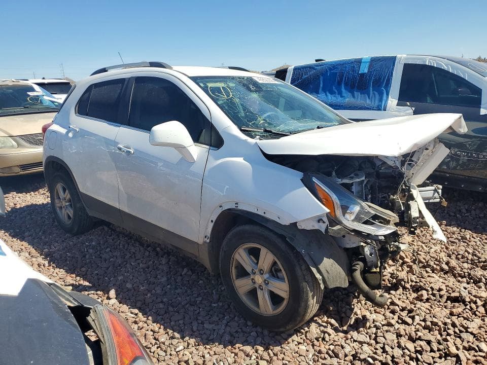 2019 CHEVROLET TRAX 1LT 4