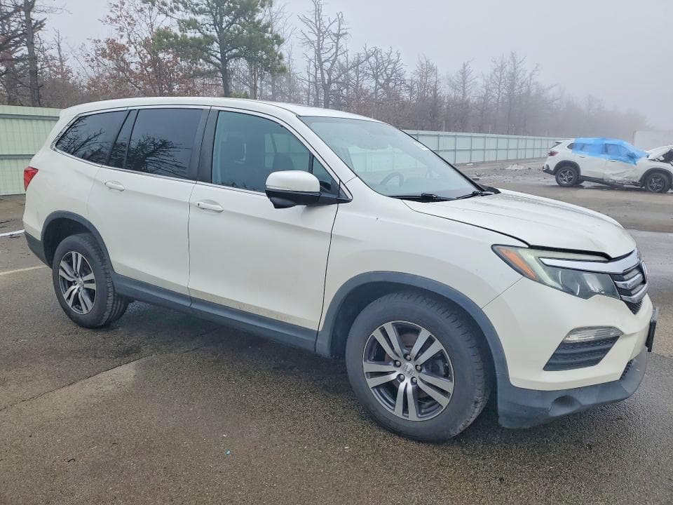 2017 HONDA PILOT EXL 4