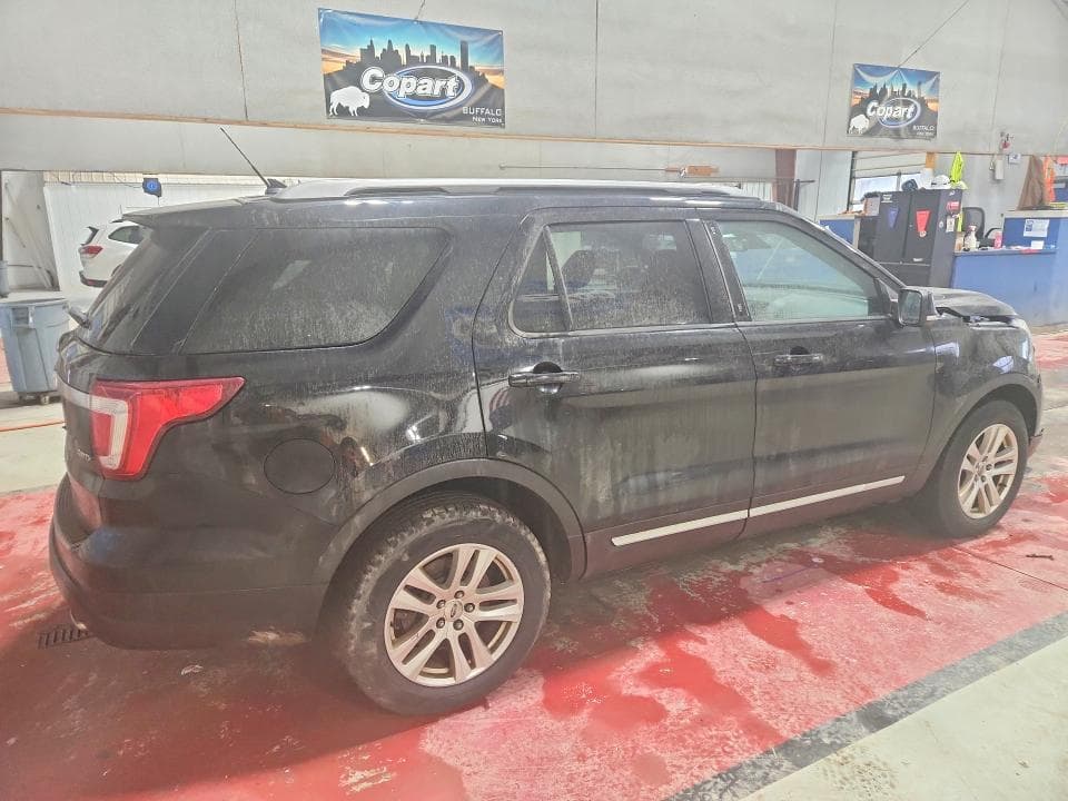 2018 FORD EXPLORER XLT 3