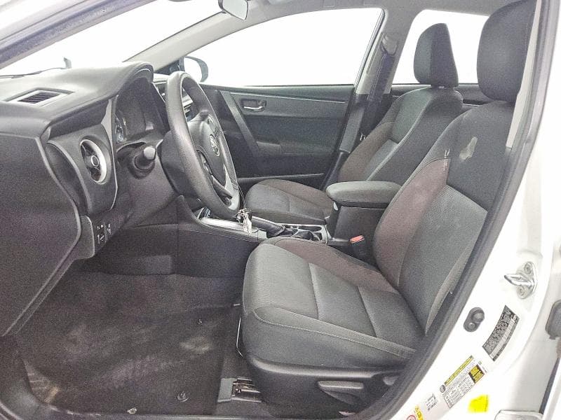 2019 TOYOTA COROLLA LE 7