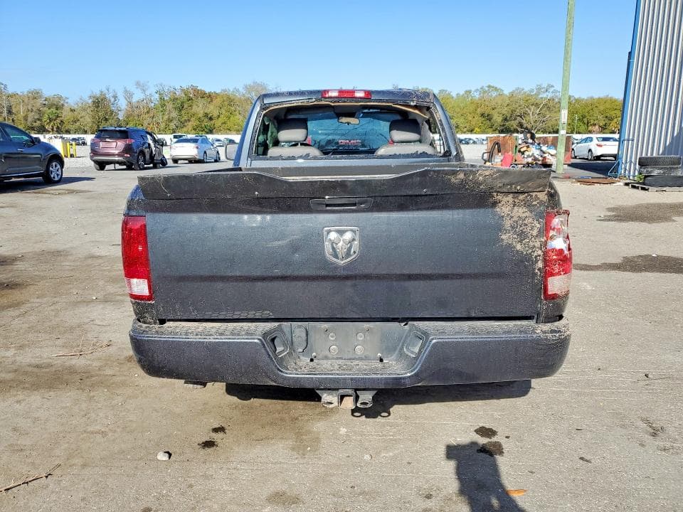 2017 RAM 1500 ST 6