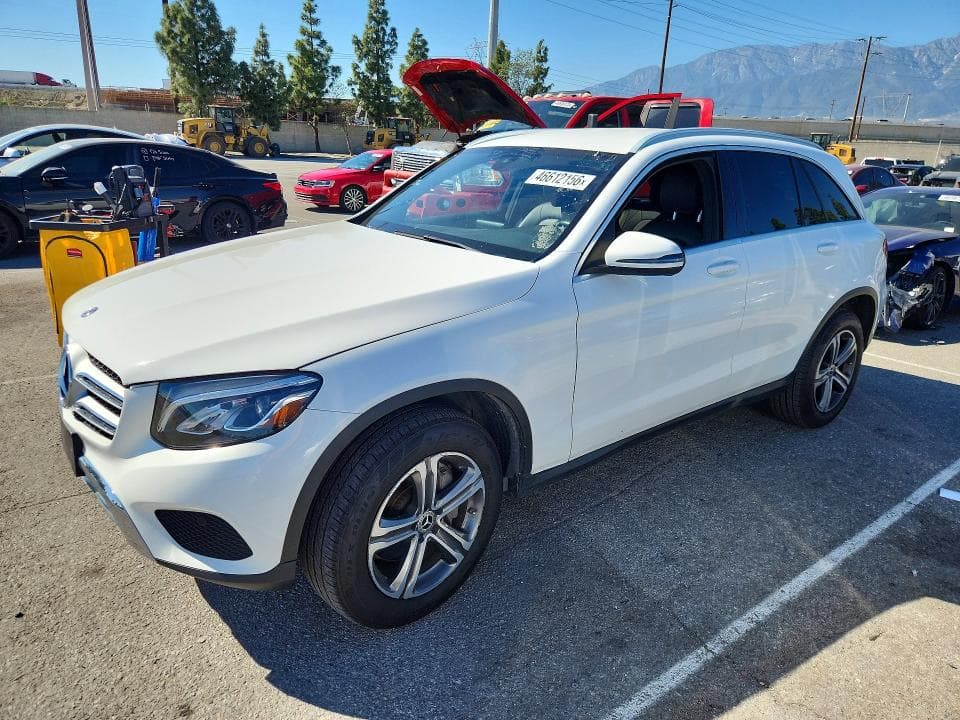 2019 MERCEDES-BENZ GLC 300 - 1