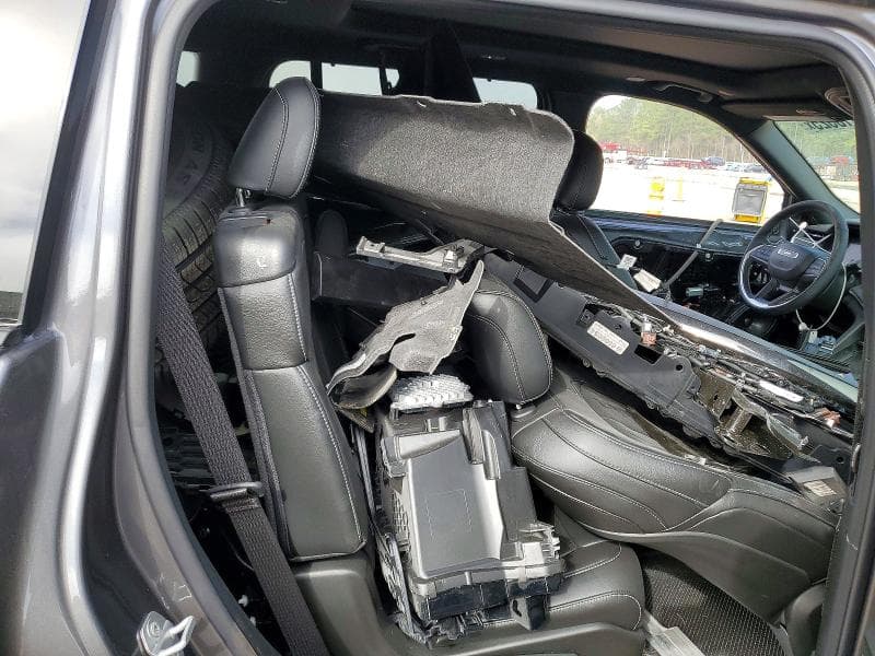 2025 JEEP GRAND CHEROKEE L LIMITED 11