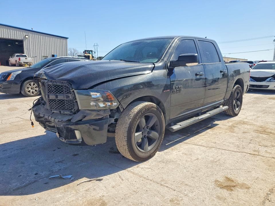 2018 RAM 1500 SLT - 1